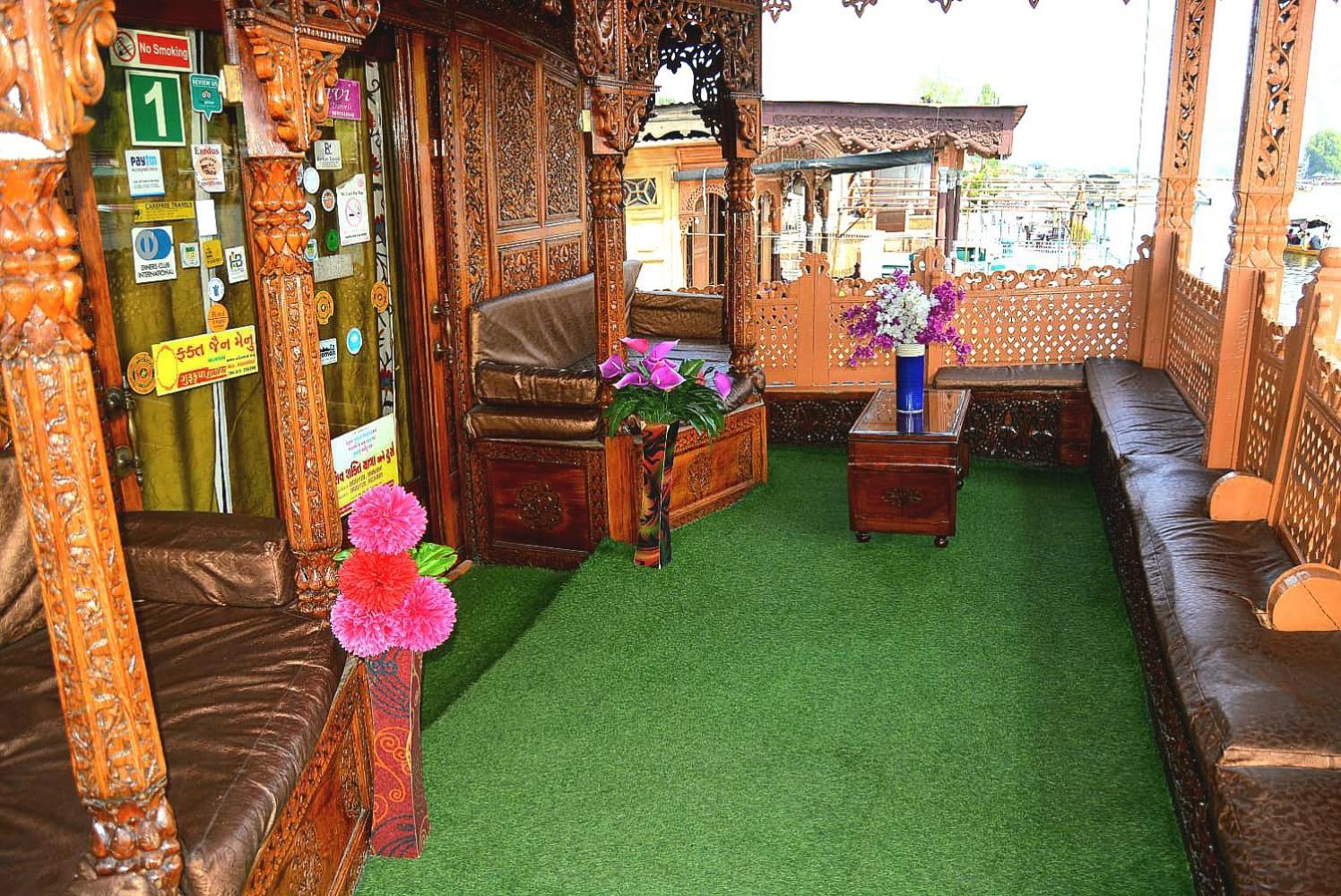 Готель Heritage Amina Group Of Houseboats Срінагар Екстер'єр фото