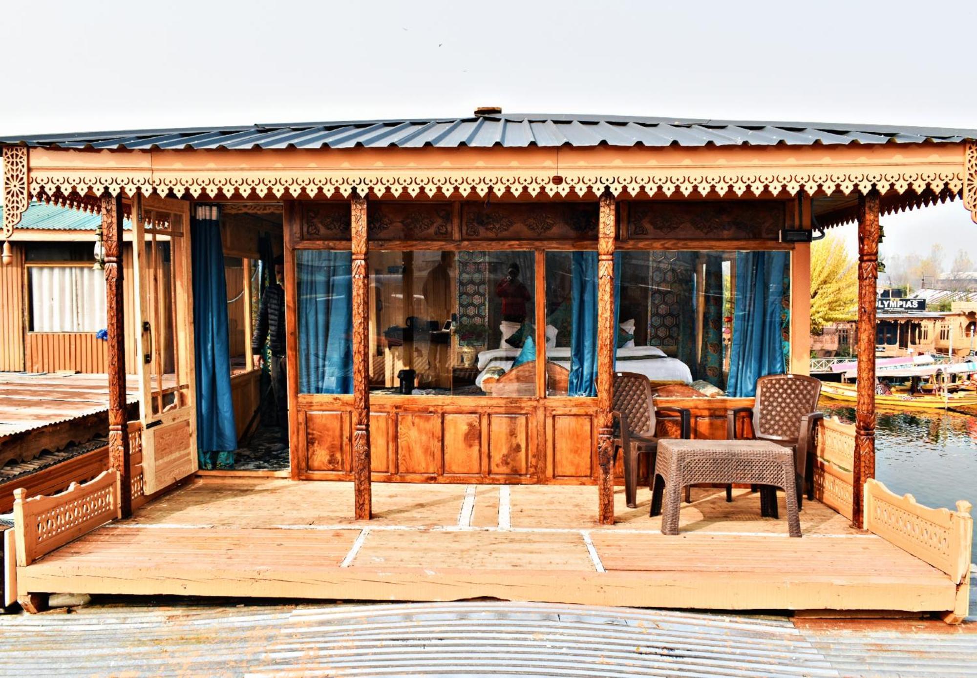 Готель Heritage Amina Group Of Houseboats Срінагар Екстер'єр фото